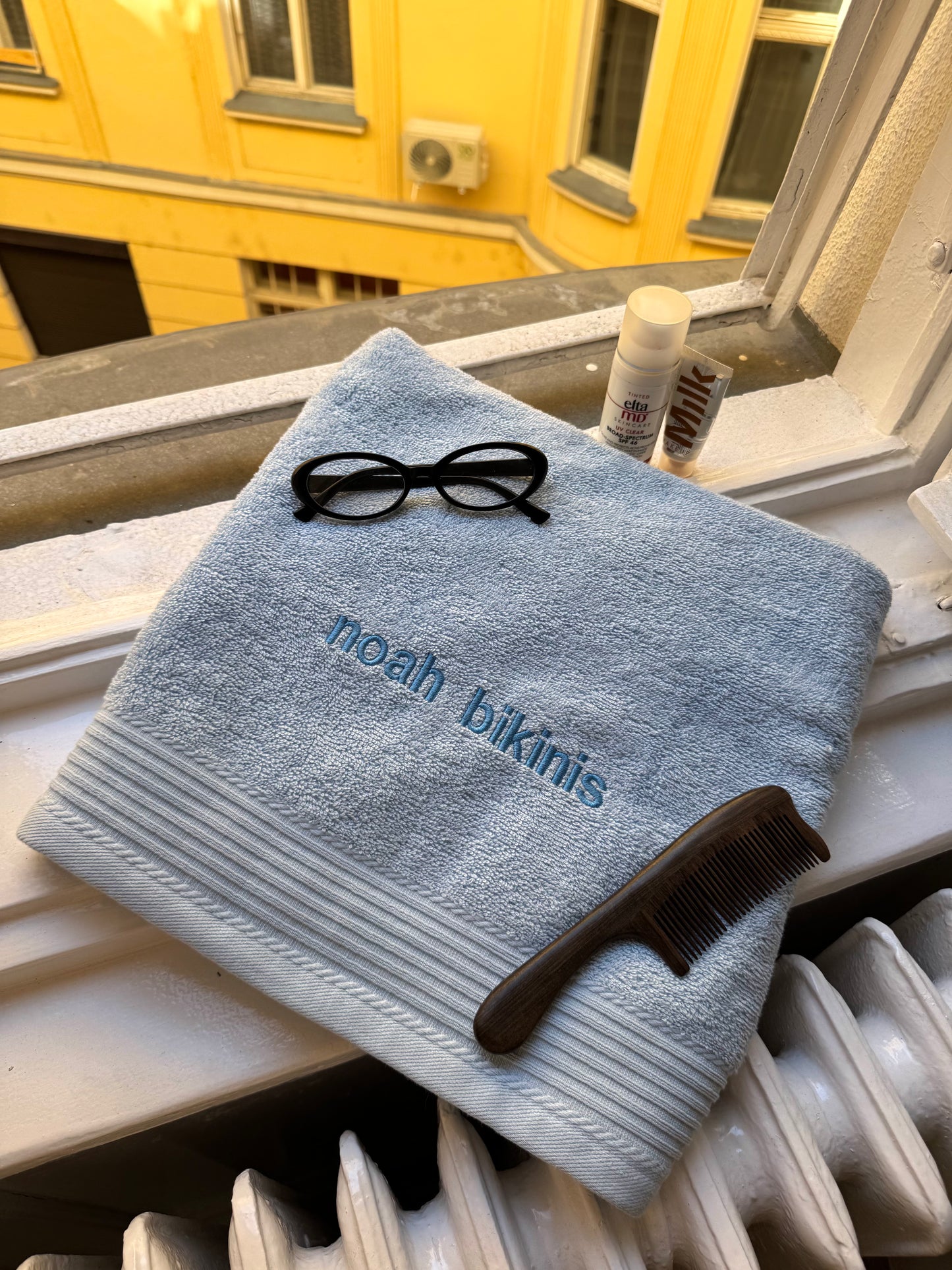 Blueberry towel